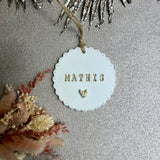 Médaillon personnalisable UN prénom et cœur