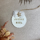 Médaillon pompon et étoile