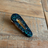 Barrette triangle vert à reflets