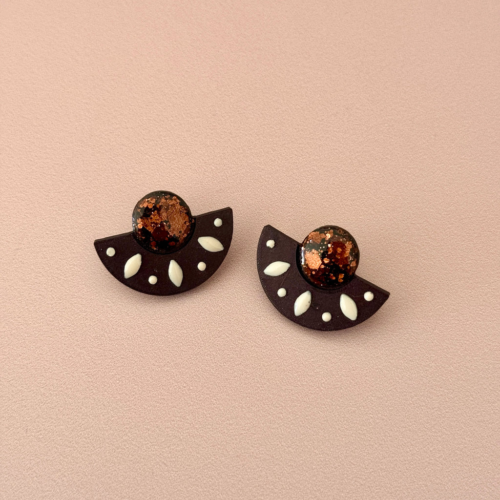 Boucles d’oreilles MAYA (vendues sans créoles)