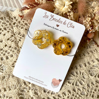 Créoles petites fleurs paillettes - boucles d’oreilles (8 couleurs)