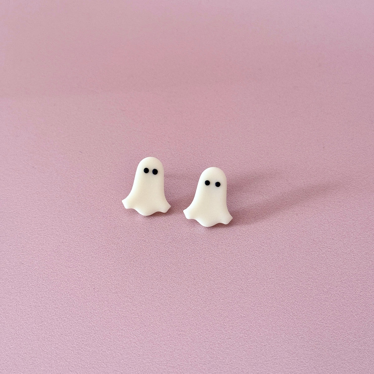Puces grands fantômes phosphorescents