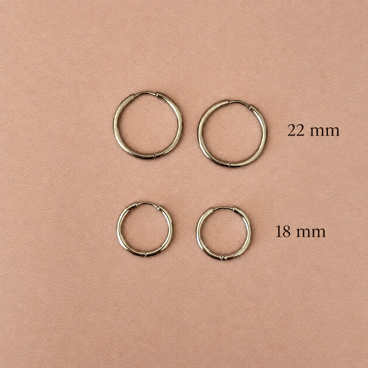 Créoles argentées 18 mm acier inoxydable