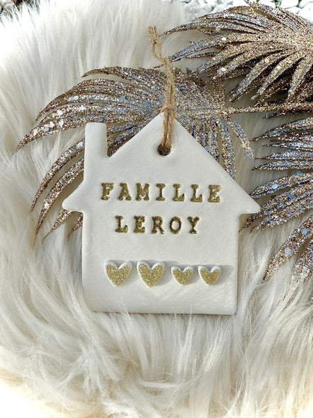 Maison personnalisable FAMILLE (+ nom) 8 lettres maxi