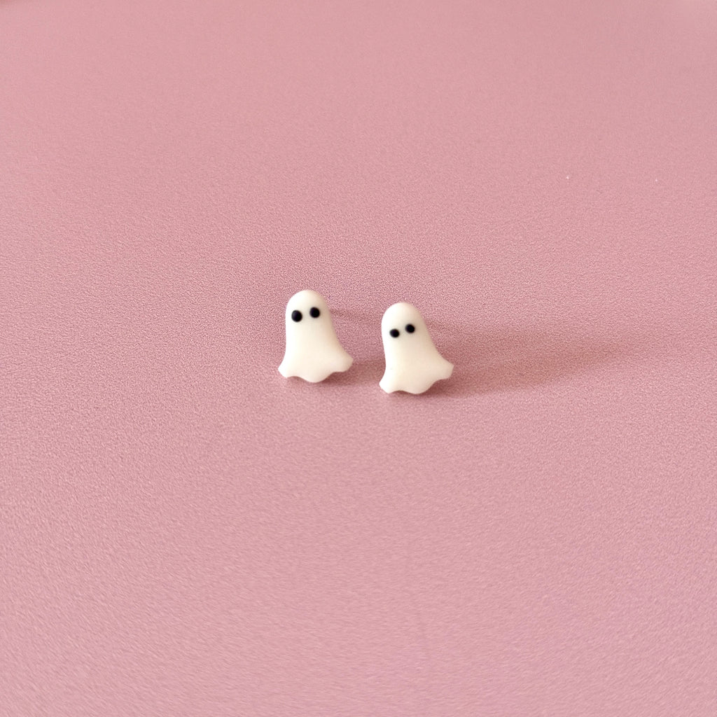 Puces petits fantômes phosphorescents